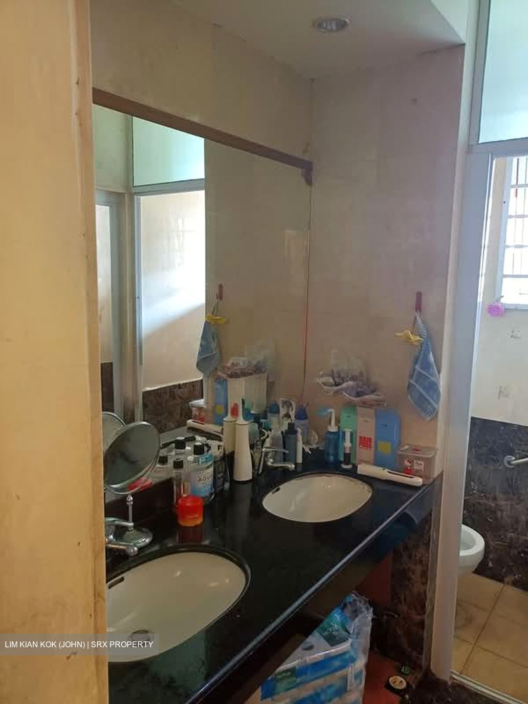 Sarina Terrace (D14), Terrace #559561551